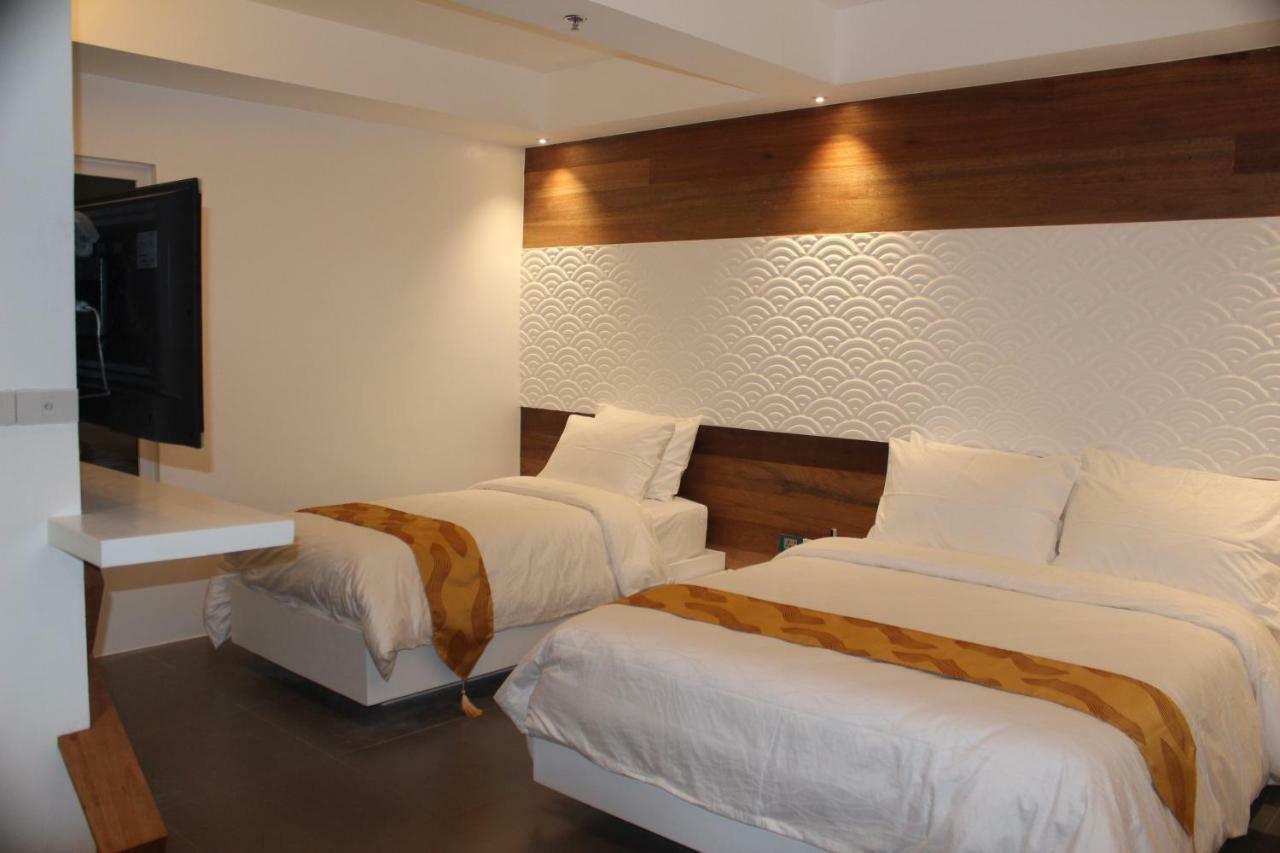 Oyo 609 G Executive Hotel And Spa Boracay Manoc-Manoc Exterior photo