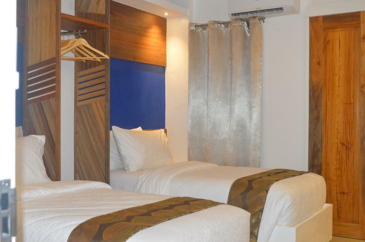 Oyo 609 G Executive Hotel And Spa Boracay Manoc-Manoc Exterior photo