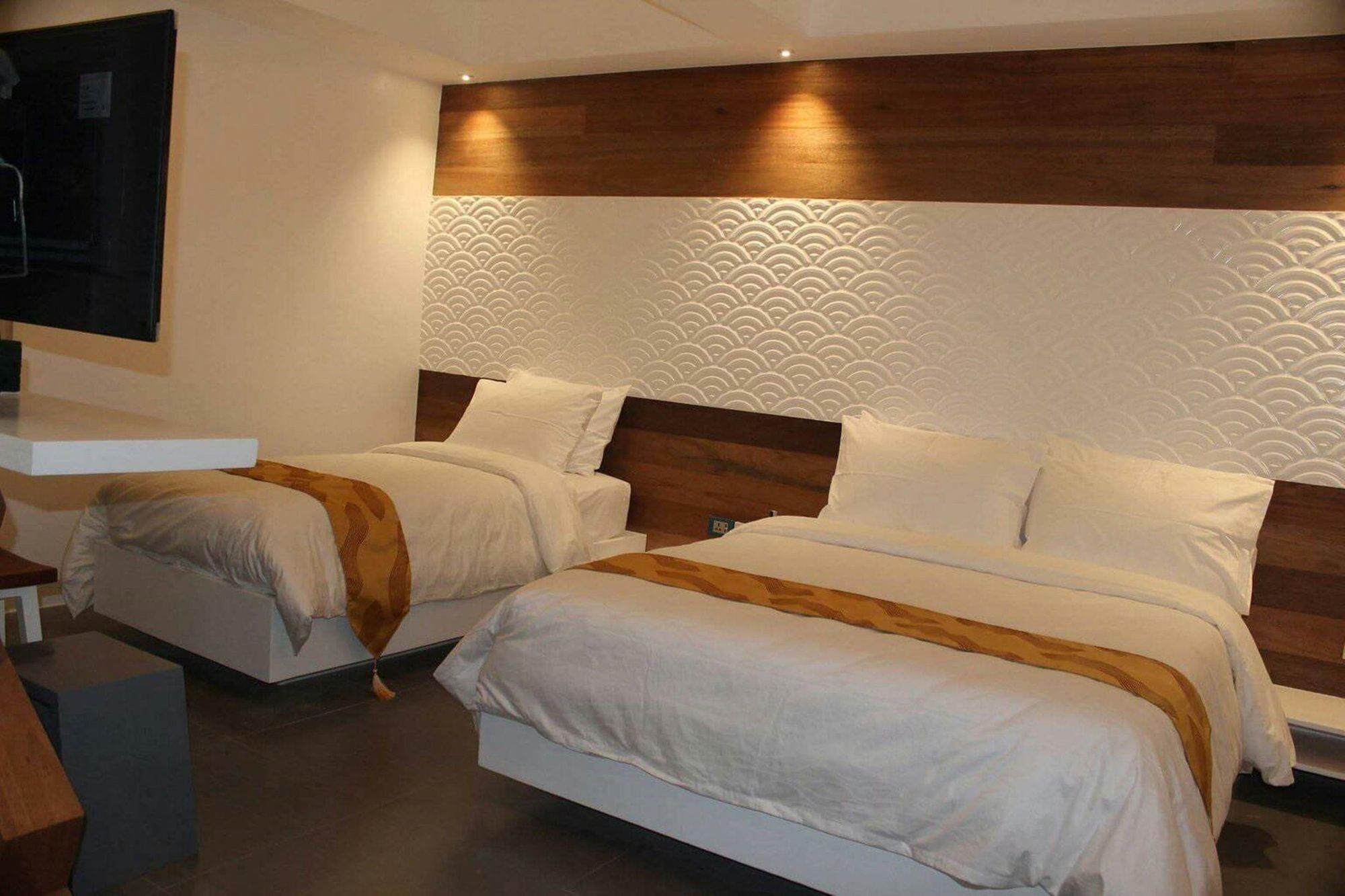 Oyo 609 G Executive Hotel And Spa Boracay Manoc-Manoc Exterior photo