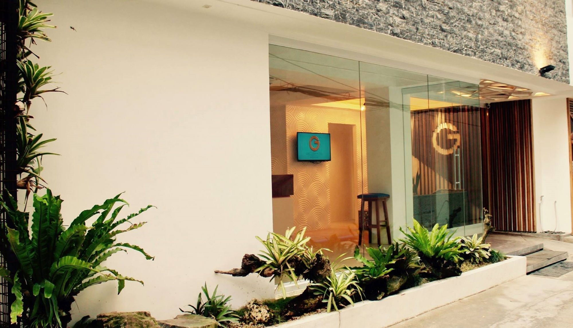 Oyo 609 G Executive Hotel And Spa Boracay Manoc-Manoc Exterior photo